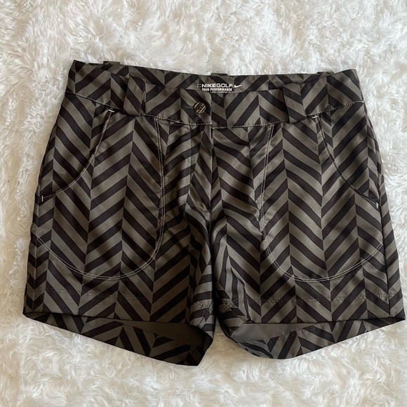 Nike Golf Tour Performance Dri-Fit Shorts - Picture 1 of 8